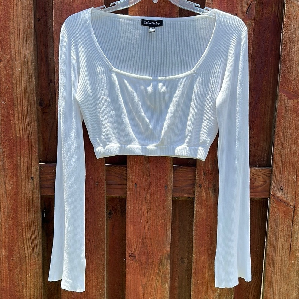Urban Heritage White Fitted Crop Blouse with Scoop Neck Size XL
